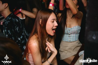 Paper Planes Concert at Yak Bar — photo 133