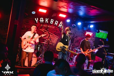 Paper Planes Concert at Yak Bar — photo 134