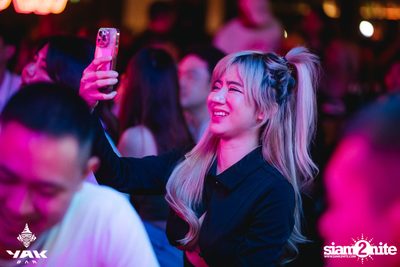Paper Planes Concert at Yak Bar — photo 151