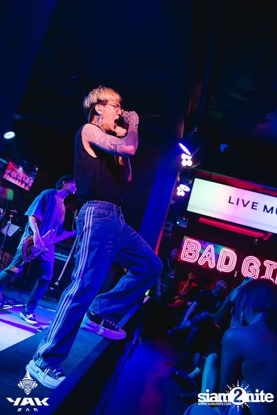 Paper Planes Concert at Yak Bar — photo 161