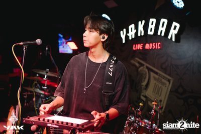 Paper Planes Concert at Yak Bar — photo 163