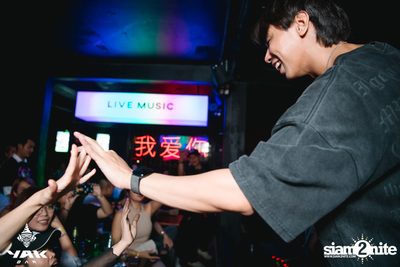 Paper Planes Concert at Yak Bar — photo 170