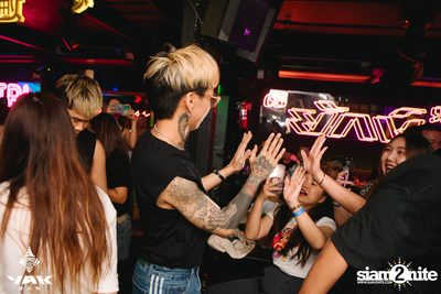 Paper Planes Concert at Yak Bar — photo 172