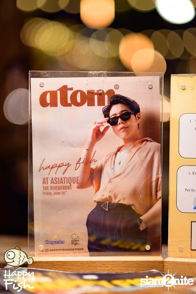ภาพบรรยากาศคอนเสิร์ต Atom ที่ร้าน Happy Fish Asiatique — photo 4