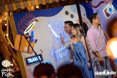 ภาพบรรยากาศคอนเสิร์ต Atom ที่ร้าน Happy Fish Asiatique — photo 10