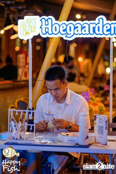 ภาพบรรยากาศคอนเสิร์ต Atom ที่ร้าน Happy Fish Asiatique — photo 23