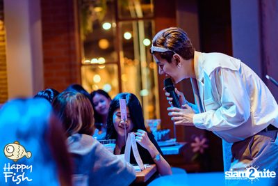 ภาพบรรยากาศคอนเสิร์ต Atom ที่ร้าน Happy Fish Asiatique — photo 36