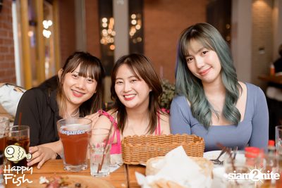 ภาพบรรยากาศคอนเสิร์ต Atom ที่ร้าน Happy Fish Asiatique — photo 38