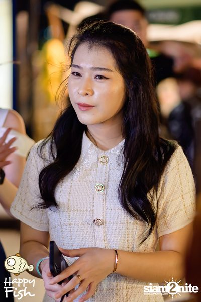 ภาพบรรยากาศคอนเสิร์ต Atom ที่ร้าน Happy Fish Asiatique — photo 53