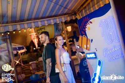 ภาพบรรยากาศคอนเสิร์ต Atom ที่ร้าน Happy Fish Asiatique — photo 90