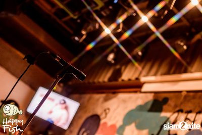 ภาพบรรยากาศคอนเสิร์ต Atom ที่ร้าน Happy Fish Asiatique — photo 103