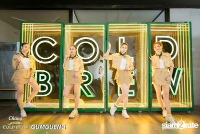 คอนเสิร์ต Bowkylion x The Toys ที่ร้าน Chomdao by Gumgueng — photo 83