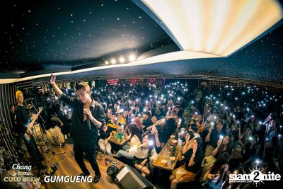 คอนเสิร์ต Bowkylion x The Toys ที่ร้าน Chomdao by Gumgueng — photo 102