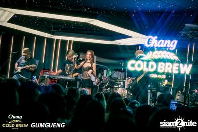 คอนเสิร์ต Bowkylion x The Toys ที่ร้าน Chomdao by Gumgueng — photo 131