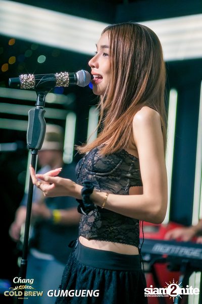คอนเสิร์ต Bowkylion x The Toys ที่ร้าน Chomdao by Gumgueng — photo 155