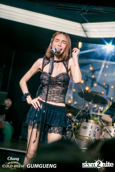 คอนเสิร์ต Bowkylion x The Toys ที่ร้าน Chomdao by Gumgueng — photo 167