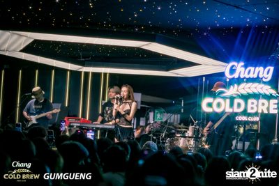 คอนเสิร์ต Bowkylion x The Toys ที่ร้าน Chomdao by Gumgueng — photo 196