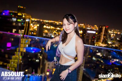 Rainbow Rendezvous at Octave Rooftop Bar — photo 59