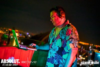 Rainbow Rendezvous at Octave Rooftop Bar — photo 102