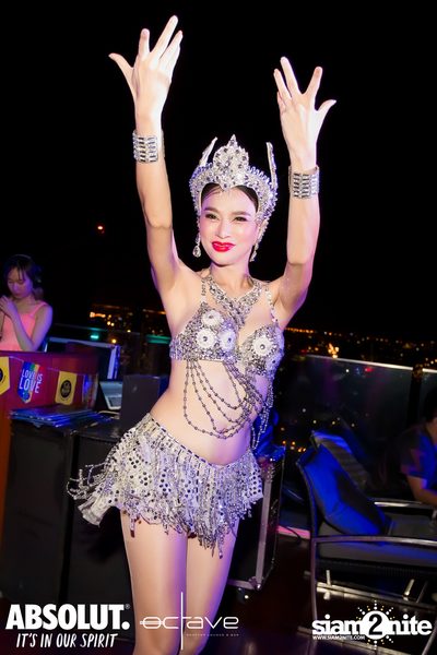 Rainbow Rendezvous at Octave Rooftop Bar — photo 107