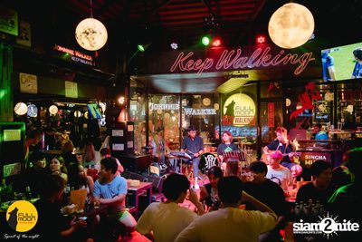 Retrospect Concert at Fullmoon Terrace & Bar — photo 33