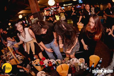 Retrospect Concert at Fullmoon Terrace & Bar — photo 139