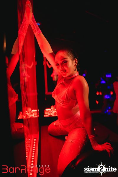 DJ Yuuki Yoshiyama at Bar Rouge Bangkok — photo 49