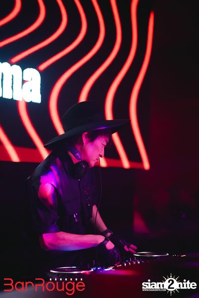 DJ Yuuki Yoshiyama at Bar Rouge Bangkok — photo 131