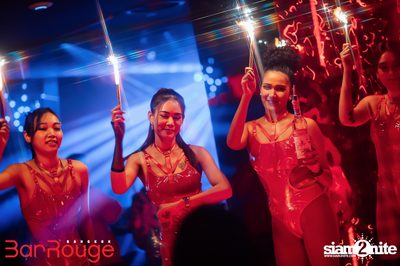 Hiphop Night ft. DJ SMTH at Bar Rouge Bangkok — photo 28