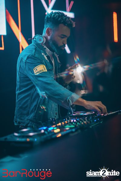 Hiphop Night ft. DJ SMTH at Bar Rouge Bangkok — photo 83