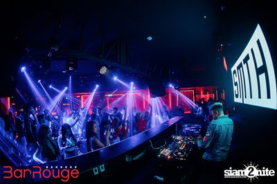 Hiphop Night ft. DJ SMTH at Bar Rouge Bangkok — photo 95