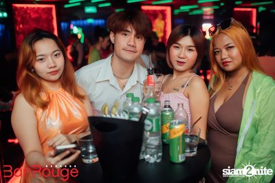 NEON Party with the Bangkok Invaders at Bar Rouge Bangkok — photo 24
