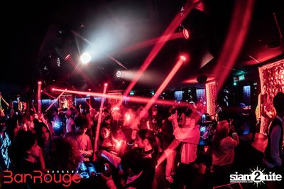 NEON Party with the Bangkok Invaders at Bar Rouge Bangkok — photo 52