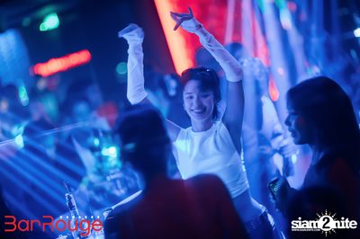 NEON Party with the Bangkok Invaders at Bar Rouge Bangkok — photo 72