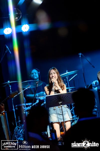 ภาพบรรยากาศคอนเสิร์ต Pok Mindset ที่ Beer House Hilton Hua Hin Resort and Spa — photo 12