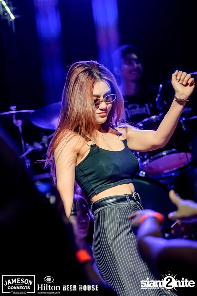 ภาพบรรยากาศคอนเสิร์ต Pok Mindset ที่ Beer House Hilton Hua Hin Resort and Spa — photo 139