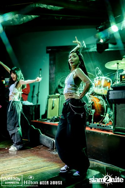 ภาพบรรยากาศคอนเสิร์ต Pok Mindset ที่ Beer House Hilton Hua Hin Resort and Spa — photo 197