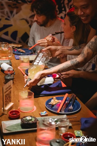 ภาพบรรยากาศคืนวันศุกร์ที่ Yankii Robatayaki & Bar — photo 90