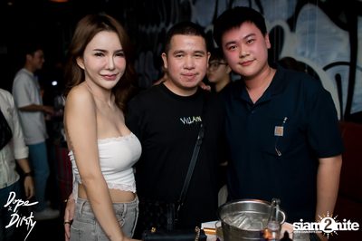 Jam ft. Chin Chinawut / Ploychompoo at Dope & Dirty — photo 19
