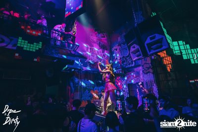 Jam ft. Chin Chinawut / Ploychompoo at Dope & Dirty — photo 40