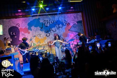 ภาพบรรยากาศคอนเสิร์ต Violette Wautier ที่ Happy Fish Asiatique — photo 32