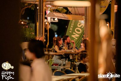 ภาพบรรยากาศคอนเสิร์ต Violette Wautier ที่ Happy Fish Asiatique — photo 134