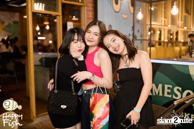 ภาพบรรยากาศคอนเสิร์ต Violette Wautier ที่ Happy Fish Asiatique — photo 139