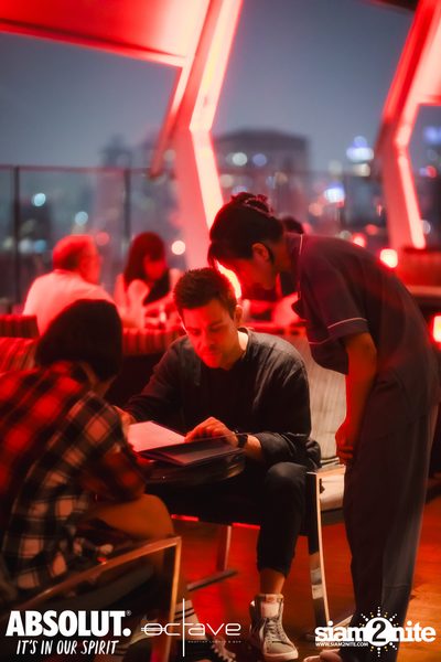 Mad Moon at Octave Rooftop Bar & Lounge — photo 15