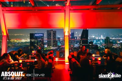Mad Moon at Octave Rooftop Bar & Lounge — photo 22