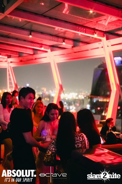 Mad Moon at Octave Rooftop Bar & Lounge — photo 45