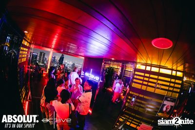 Mad Moon at Octave Rooftop Bar & Lounge — photo 47
