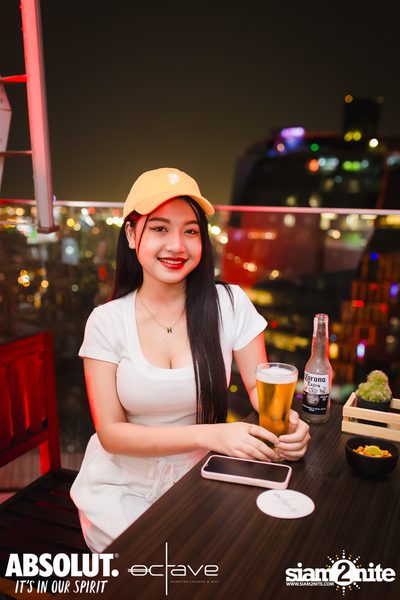 Mad Moon at Octave Rooftop Bar & Lounge — photo 64
