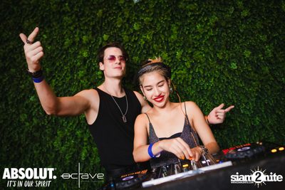Mad Moon at Octave Rooftop Bar & Lounge — photo 68