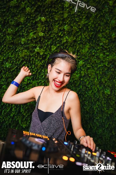 Mad Moon at Octave Rooftop Bar & Lounge — photo 70